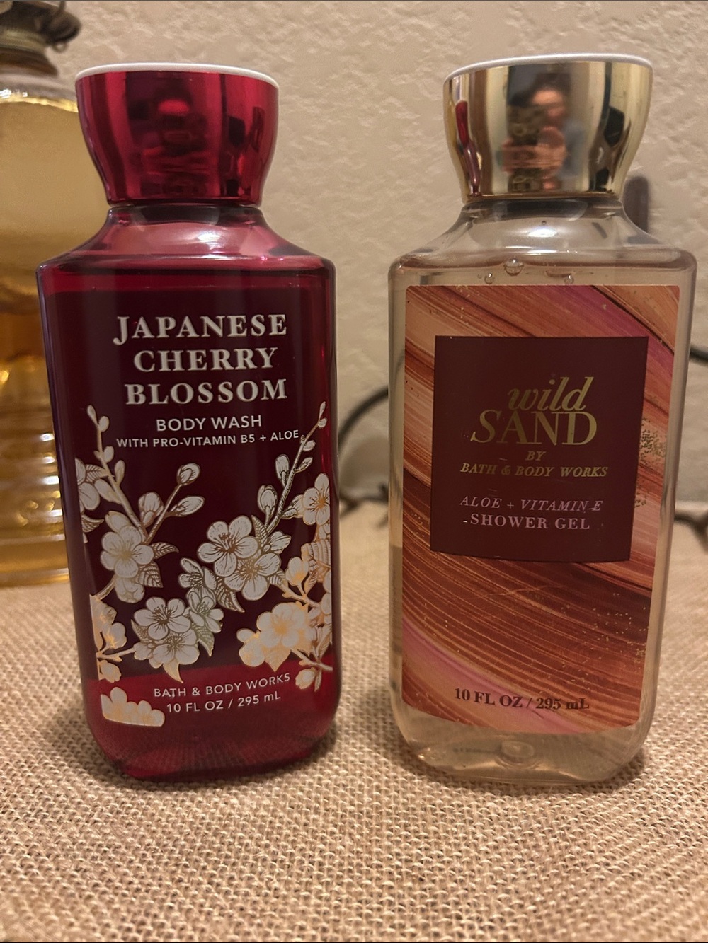 Bath & Body Works Japanese Cherry Blossom & Wild Sand Body Wash - Ruby Red